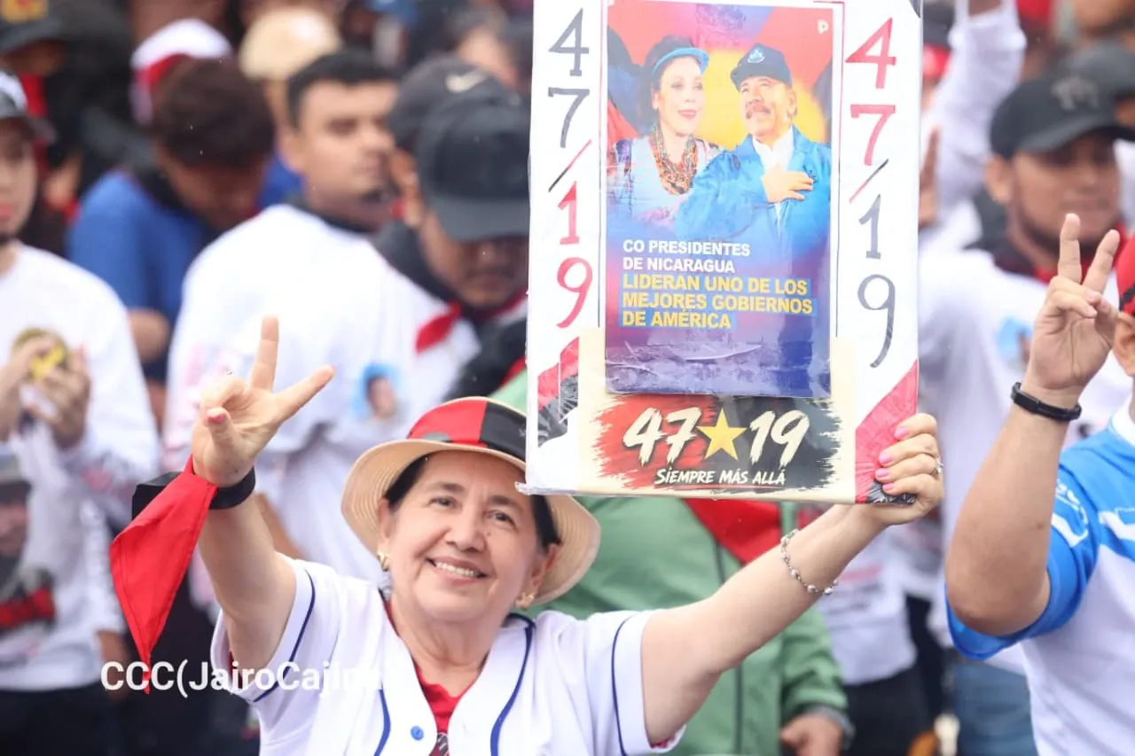 Militancia sandinista protagoniza caminata en homenaje al 47/19 en Managua
