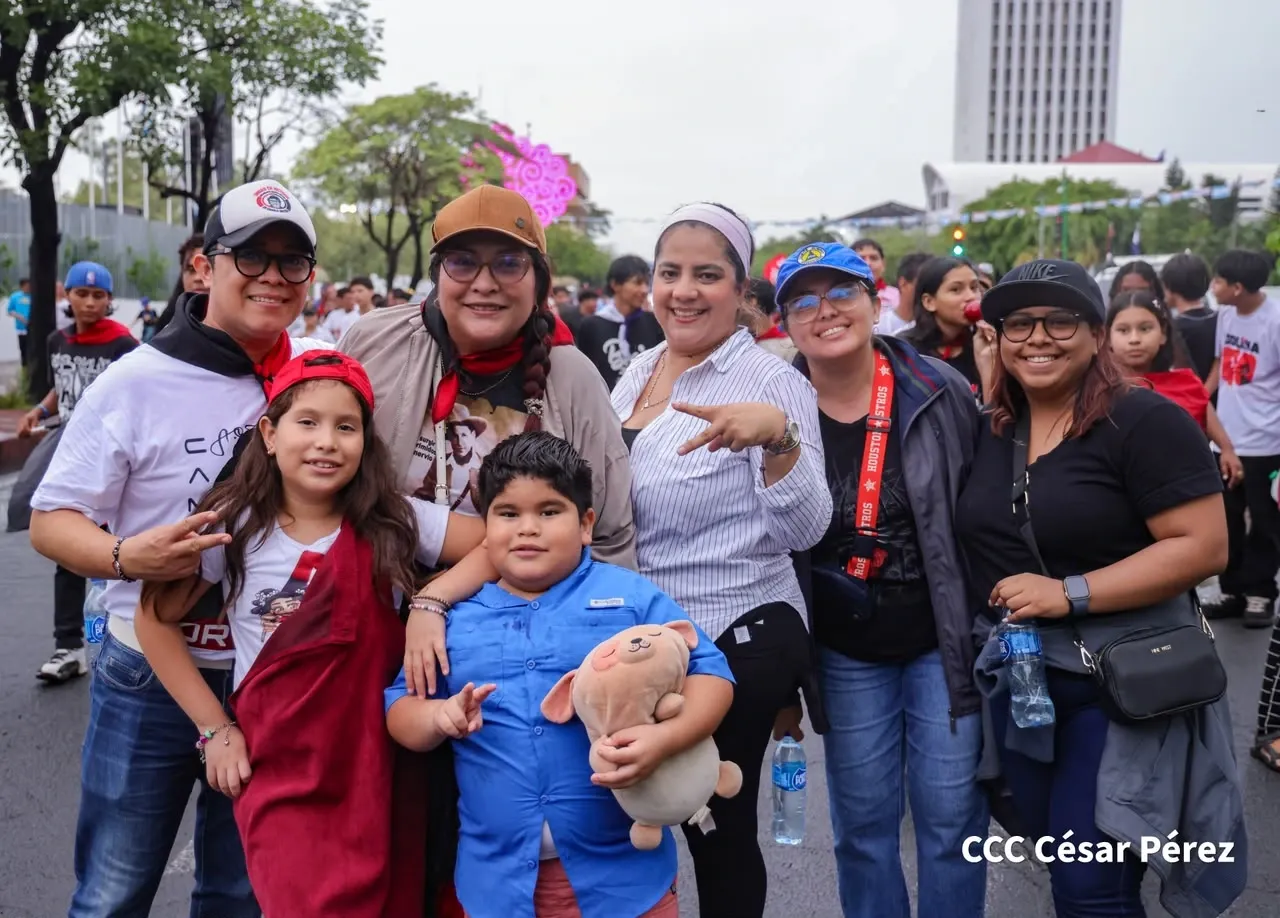 Militancia sandinista protagoniza caminata en homenaje al 47/19 en Managua