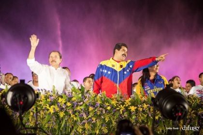 Daniel y Rosario celebran el 35/19 en Plaza La Fé