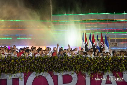 Daniel y Rosario celebran el 35/19 en Plaza La Fé