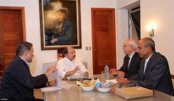 Comandante-Presidente Daniel se reúne con representante del presidente Mahmoud Abbas