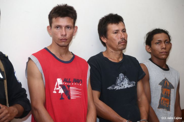 Fiscalía introduce acusación contra sospechosos de cobarde masacre