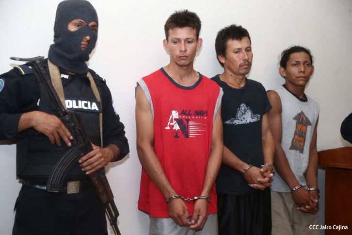 Fiscalía introduce acusación contra sospechosos de cobarde masacre