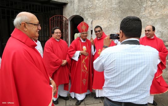 Cardenal Brenes celebra a honor a Santiago Apóstol