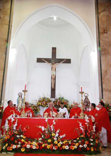Cardenal Brenes celebra a honor a Santiago Apóstol