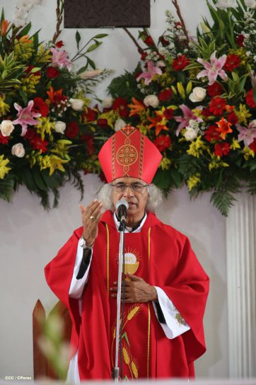 Cardenal Brenes celebra a honor a Santiago Apóstol