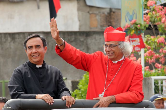 Cardenal Brenes celebra a Santa Ana en Niquinohomo