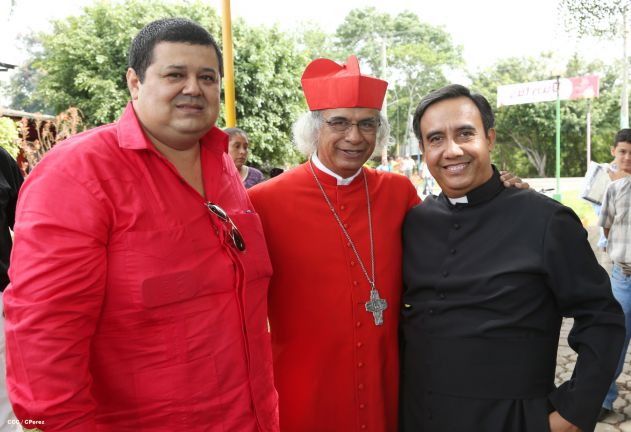 Cardenal Brenes celebra a Santa Ana en Niquinohomo