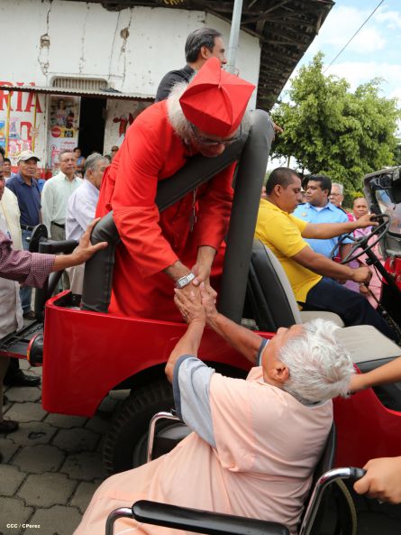 Cardenal Brenes celebra a Santa Ana en Niquinohomo