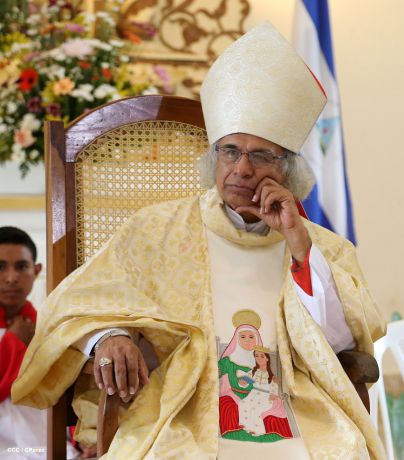Cardenal Brenes celebra a Santa Ana en Niquinohomo
