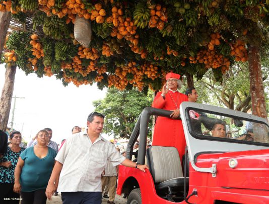 Cardenal Brenes celebra a Santa Ana en Niquinohomo