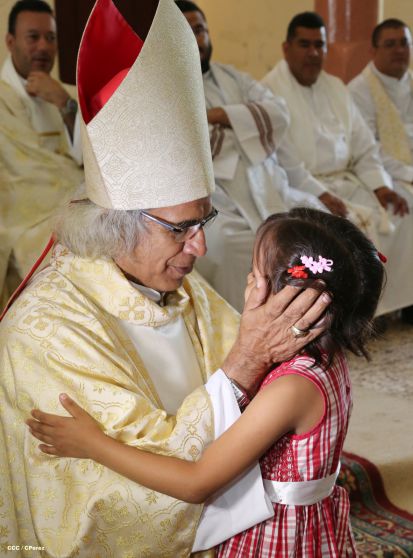 Cardenal Brenes celebra a Santa Ana en Niquinohomo