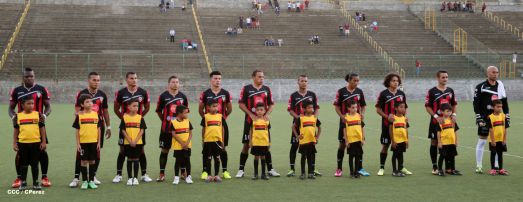 Triunfal debut rojinegro