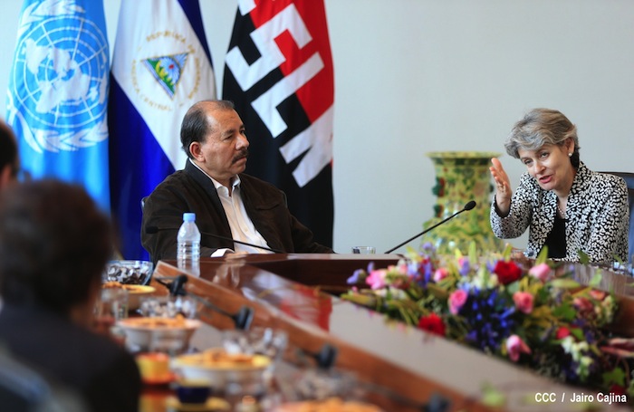 Daniel y Rosario visitan se reúnen con Directora UNESCO