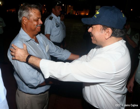 Daniel preside el 35 aniversario de la Fuerza Aérea