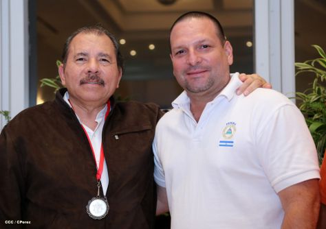 Daniel se reúne con campeones del Torneo Panamericano de Beisbol Infantil AA