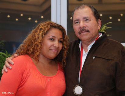 Daniel se reúne con campeones del Torneo Panamericano de Beisbol Infantil AA