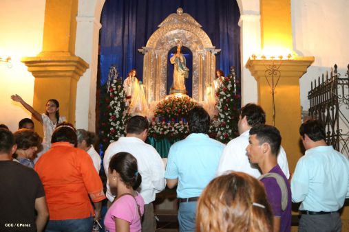 Fieles leoneses celebran 67 años de la Gritería Chiquita