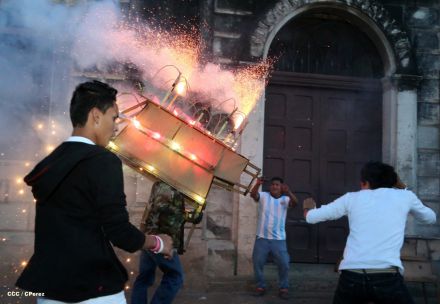 Fieles leoneses celebran 67 años de la Gritería Chiquita