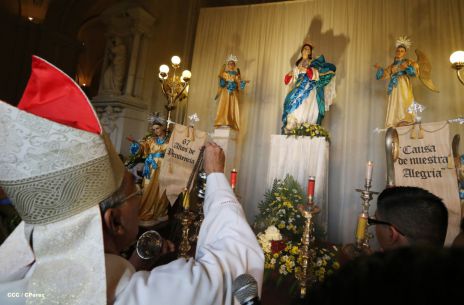 Fieles leoneses celebran 67 años de la Gritería Chiquita