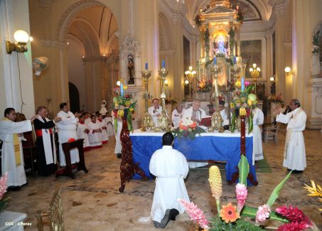 Fieles leoneses celebran 67 años de la Gritería Chiquita