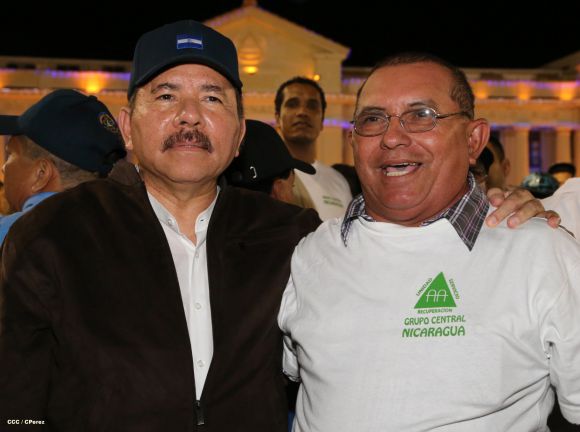 Presidente Daniel conmemora 50 años de Alcohólicos Anónimos