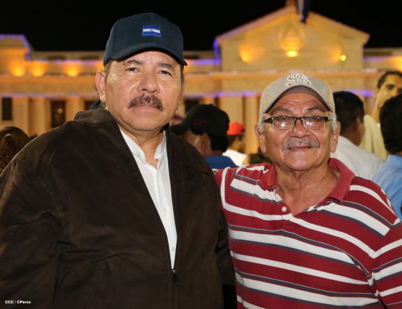 Presidente Daniel conmemora 50 años de Alcohólicos Anónimos