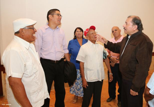 Presidente Daniel conmemora 50 años de Alcohólicos Anónimos