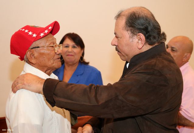 Presidente Daniel conmemora 50 años de Alcohólicos Anónimos