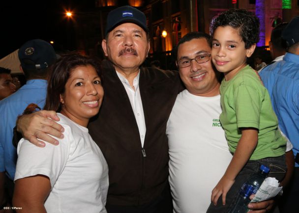 Presidente Daniel conmemora 50 años de Alcohólicos Anónimos