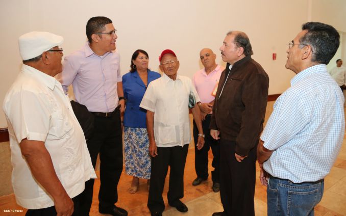 Presidente Daniel conmemora 50 años de Alcohólicos Anónimos