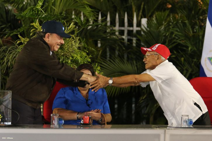 Presidente Daniel conmemora 50 años de Alcohólicos Anónimos