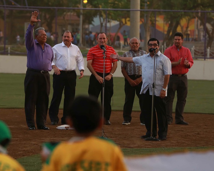 Presidente Daniel inaugura Estadio Béisbol Infantil 
