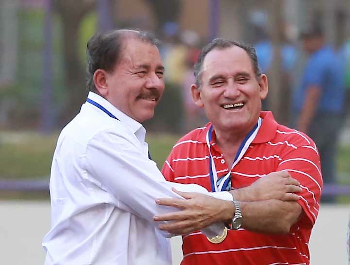 Presidente Daniel inaugura Estadio Béisbol Infantil 