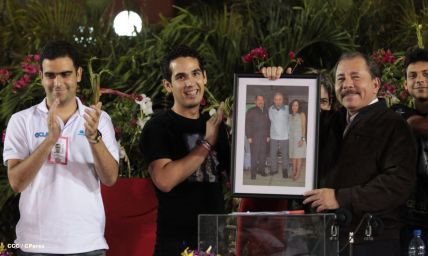 Presidente Daniel clausura 17 CLAE