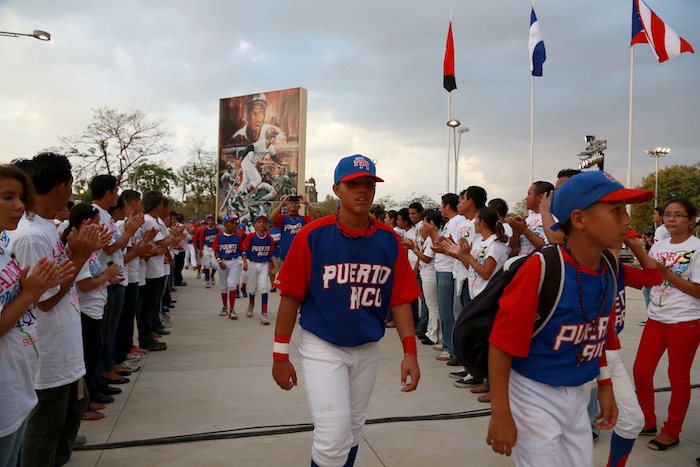 Presidente Daniel inaugura Estadio Béisbol Infantil 