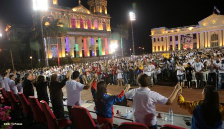 Presidente Daniel clausura 17 CLAE