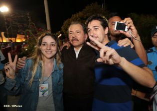 Presidente Daniel clausura 17 CLAE