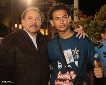 Presidente Daniel clausura 17 CLAE