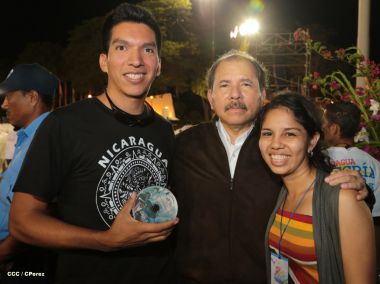 Presidente Daniel clausura 17 CLAE