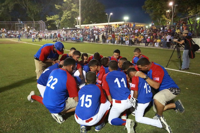 Presidente Daniel inaugura Estadio Béisbol Infantil 