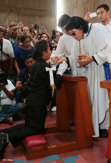 310 niños y niñas se consagran a Jesucristo al recibir la Primera Comunión