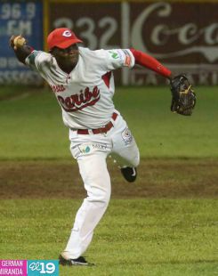 Bóer logra imponerse a la Costa y repite marcador del miércoles