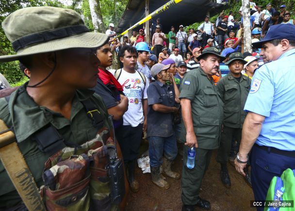 Avanzan labores de rescate a mineros de Bonanza