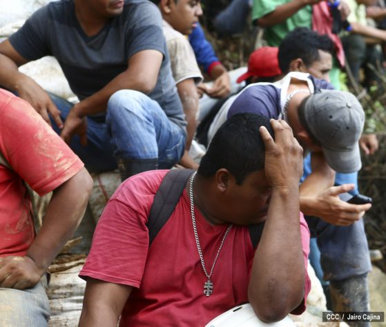 Avanzan labores de rescate a mineros de Bonanza