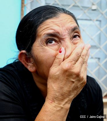 Mineros salen del Hospital de Bonanza