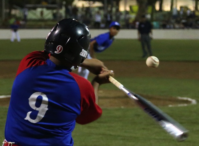 Presidente Daniel inaugura Estadio Béisbol Infantil 