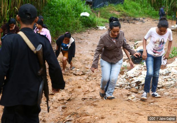 Continúan labores de búsqueda de mineros