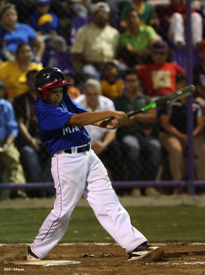 Presidente Daniel inaugura Estadio Béisbol Infantil 