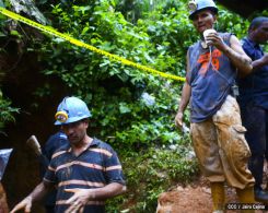Continúan labores de búsqueda de mineros